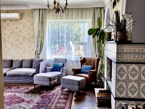 будинок за адресою с. Новосілки, Вишнева