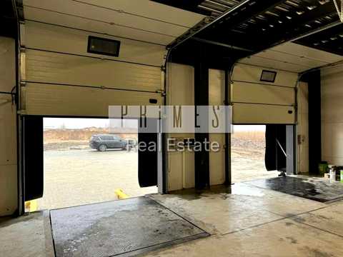 коммерческая по адресу Миколи Міхновського ул., 2