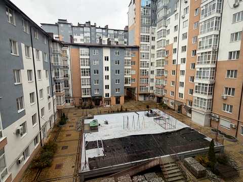 квартира за адресою Андрія Мельника вул., (Будинок 8)