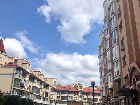 коммерческая по адресу Владимира Ивасюка просп. (Героїв Сталінграду), 4