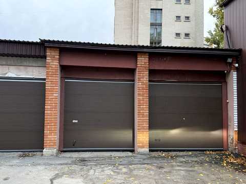 паркомісце за адресою Київ, Обсерваторна вул., 7