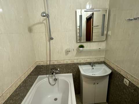 квартира за адресою Погребняка вул., 14