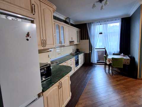 квартира за адресою Євгена Коновальця вул. (Щорса), 32-Б