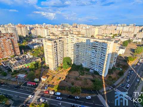 квартира по адресу Драгоманова ул., 40-Е