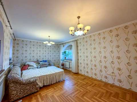 дом по адресу с. Македоны, Леніна, 1