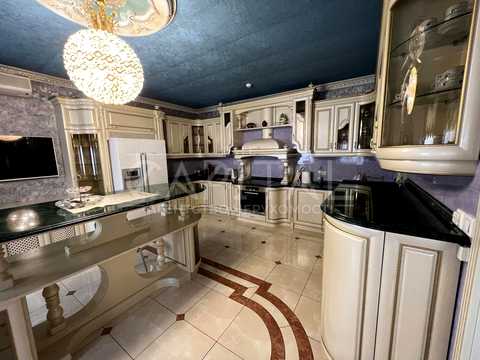 комерційна за адресою Євгена Чикаленка вул. (Пушкінська), 32-В
