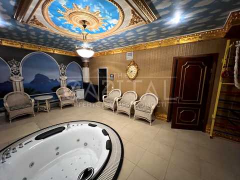 комерційна за адресою Євгена Чикаленка вул. (Пушкінська), 32-В