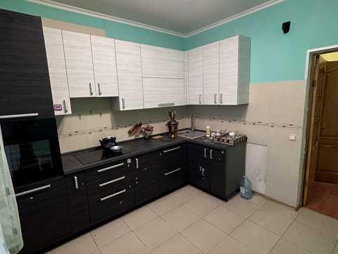 квартира за адресою Анни Ахматової вул., 35