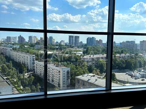 комерційна за адресою Мечникова вул. (Кловський), 2