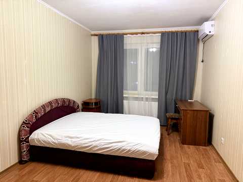 квартира за адресою Київ, Григорія Ващенка вул., 7