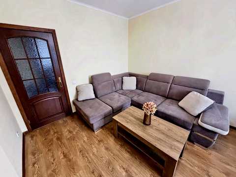 квартира за адресою Воскресенська вул., 12-А