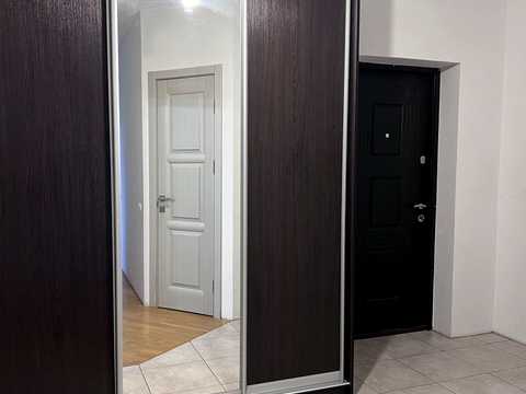 квартира за адресою Ревуцького вул., 7-В