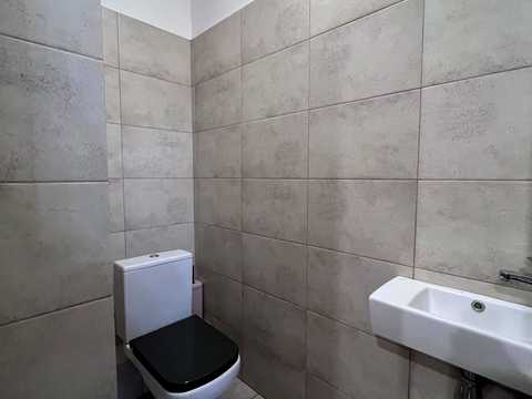 квартира за адресою Ревуцького вул., 7-В
