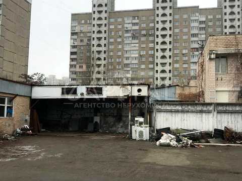 комерційна за адресою Западинська вул., 13