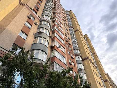 квартира по адресу Вячеслава Черновола ул., 25