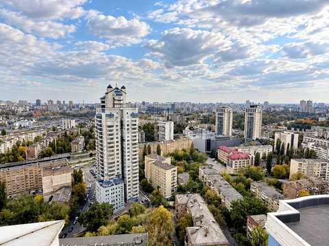 квартира за адресою Кирило-Мефодіївська вул., 2
