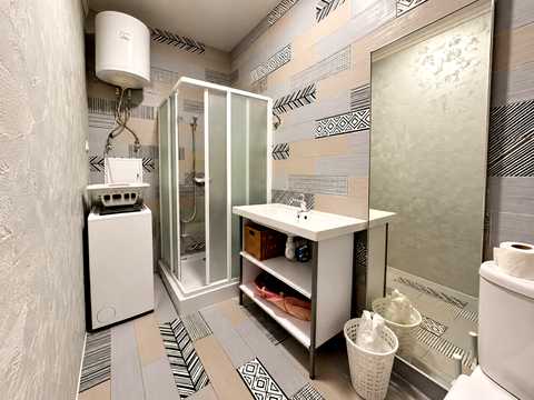 квартира за адресою Кирило-Мефодіївська вул., 2