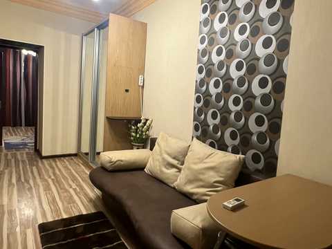 квартира за адресою Утьосова вул., 16