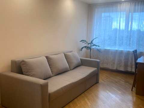 квартира за адресою Академіка Лазаренка вул., 48