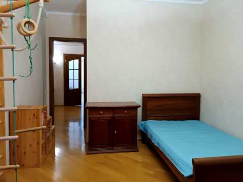 квартира за адресою Назарівська вул. (Вєтрова), 11