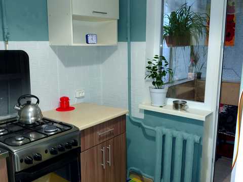 квартира за адресою Космонавтів вул., 13а
