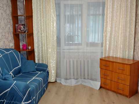 квартира за адресою Космонавтів вул., 13а