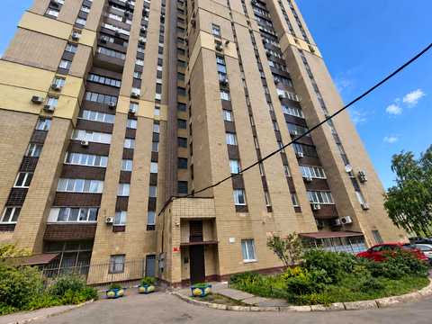квартира за адресою Дніпровська набережна вул., 7
