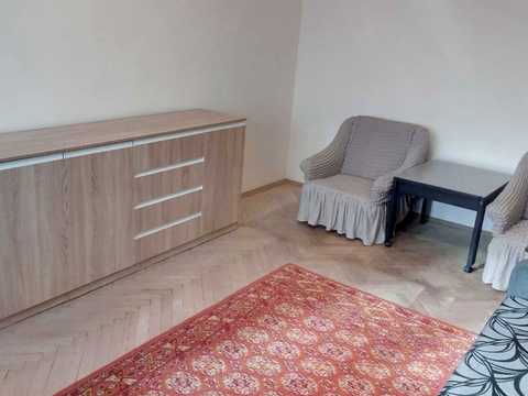 квартира за адресою Йорданська вул. (Лайоша Гавро), 11-Б