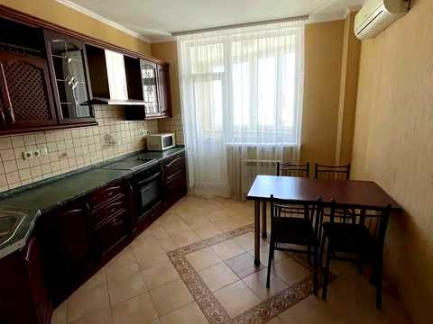 квартира за адресою Бориса Гмирі вул., 2