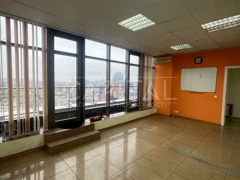 комерційна за адресою Велика Васильківська вул. (Червоноармійська), 72-А