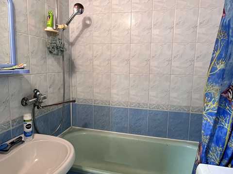 квартира за адресою Крошенська вул., 49