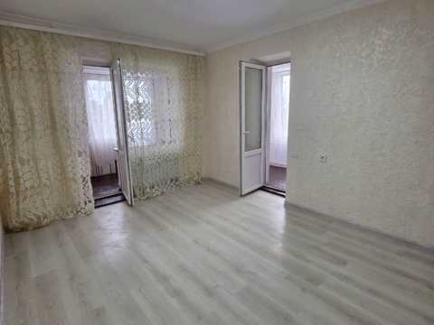квартира за адресою Середньофонтанська вул., 12а