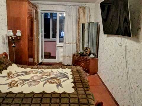 квартира за адресою Кам'янське (Дніпродзержинськ), Металургів просп., 38