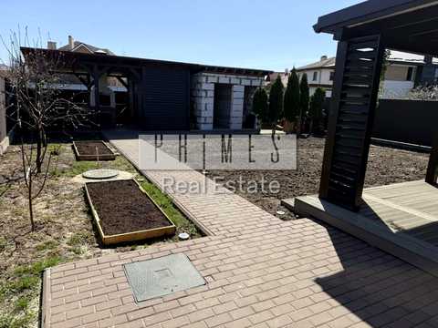 будинок за адресою с. Петропавлівська Борщагівка, Одеська вул., 14-А