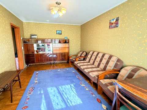 квартира за адресою Анни Ахматової вул., 4