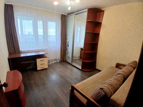 квартира за адресою Райдужна вул., 11