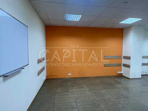комерційна за адресою Велика Васильківська вул. (Червоноармійська), 72
