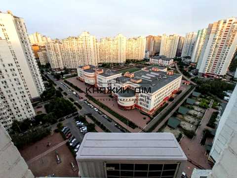 квартира по адресу Миколы Бажана просп., 14
