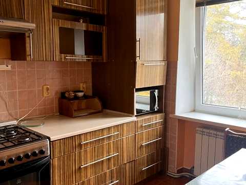 квартира за адресою Чернівецька вул., 60