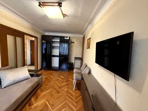 квартира за адресою Житомир, Кафедральна вул., 6