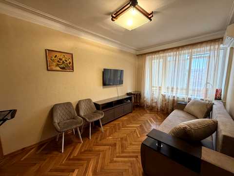 квартира за адресою Житомир, Кафедральна вул., 6
