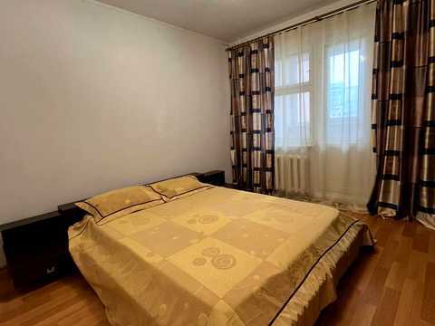 квартира за адресою Автозаводська вул., 43