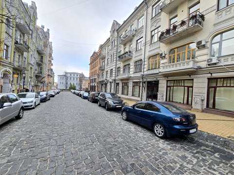 квартира по адресу Андреевский спуск, 3