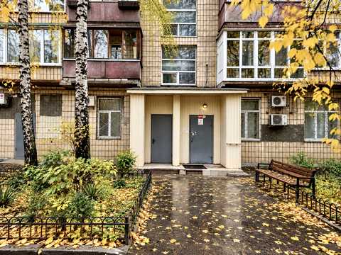 коммерческая по адресу Науки просп., 10