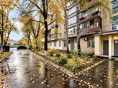 коммерческая по адресу Науки просп., 10