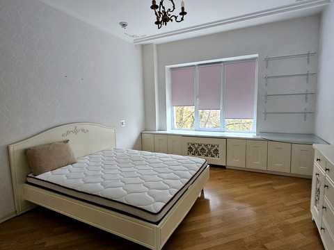 квартира по адресу Митрофана Довнар-Запольського ул., 1/12
