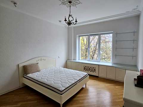 квартира по адресу Митрофана Довнар-Запольського ул., 1/12