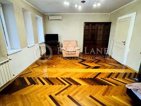 квартира за адресою Почайнинська вул., 19