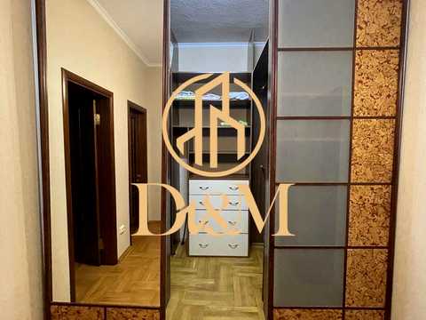 квартира за адресою Шота Руставелі вул., 44