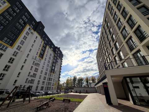квартира за адресою Залізнична вул., 9-М